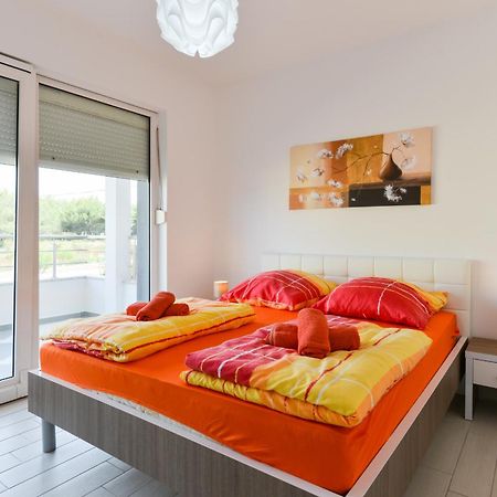 Apartmani Martin Mit Beheiztem Pool With Heated Pool Bibinje Zewnętrze zdjęcie
