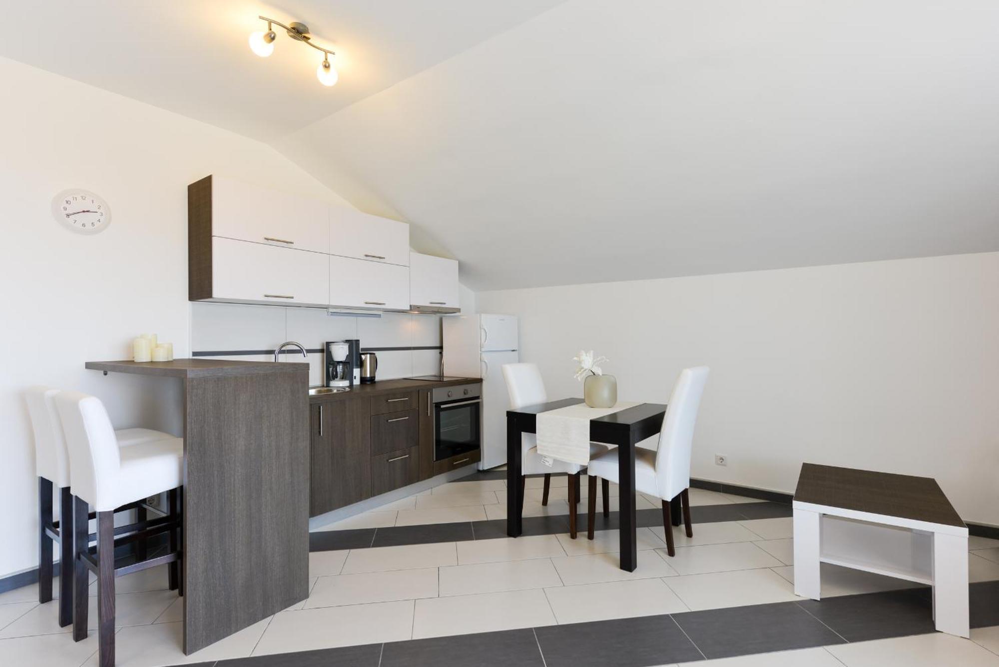 Apartmani Martin Mit Beheiztem Pool With Heated Pool Bibinje Zewnętrze zdjęcie