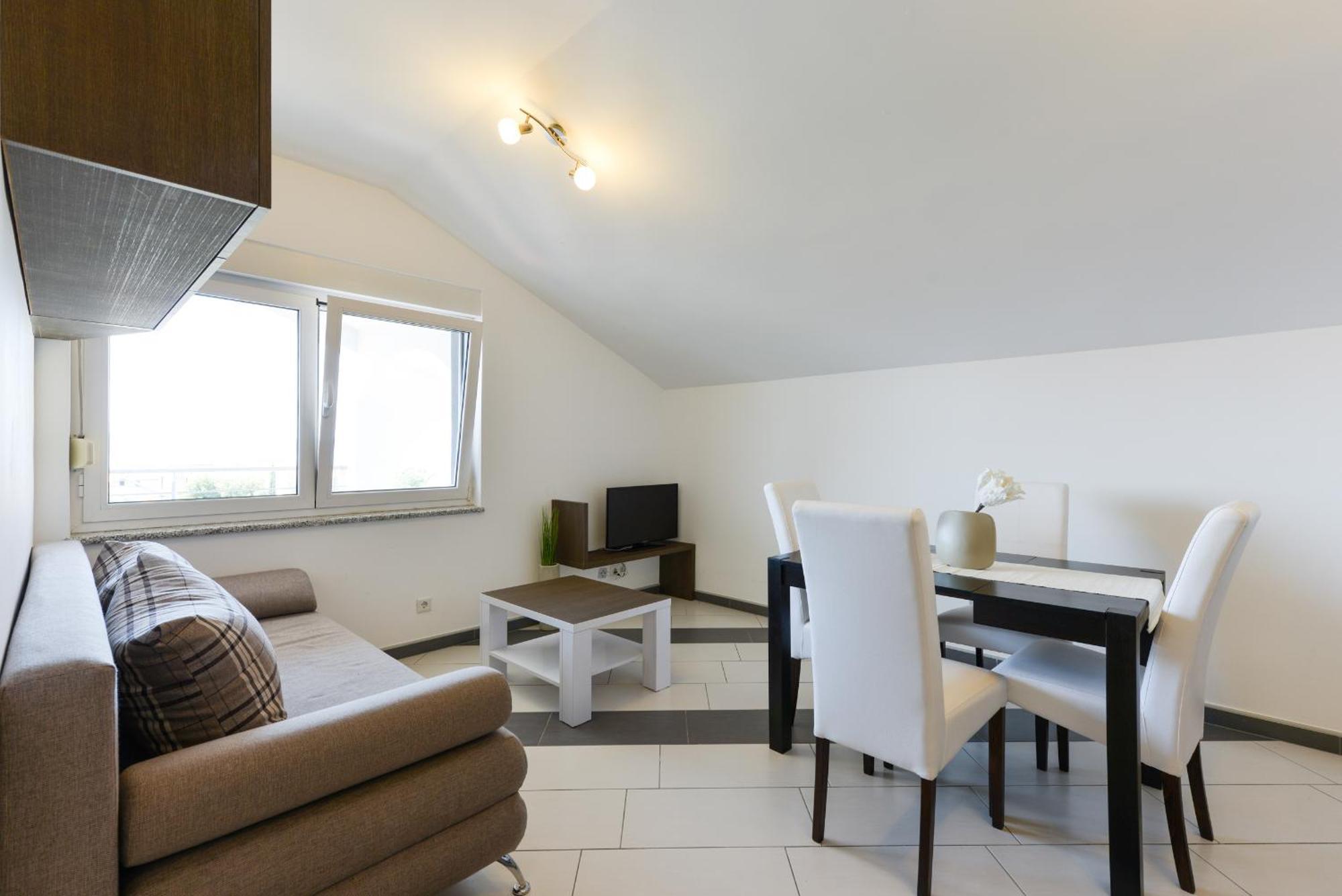 Apartmani Martin Mit Beheiztem Pool With Heated Pool Bibinje Zewnętrze zdjęcie