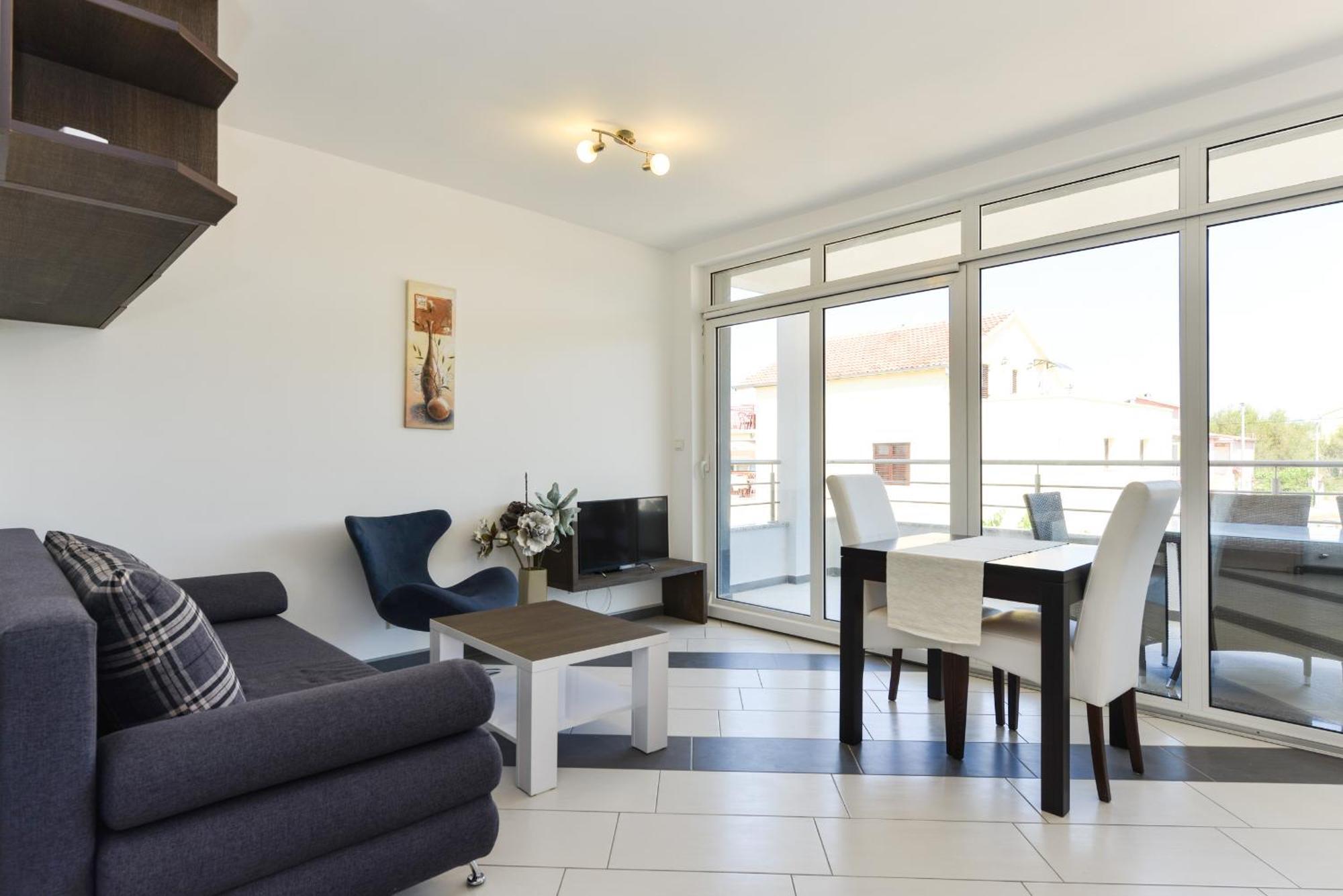 Apartmani Martin Mit Beheiztem Pool With Heated Pool Bibinje Zewnętrze zdjęcie