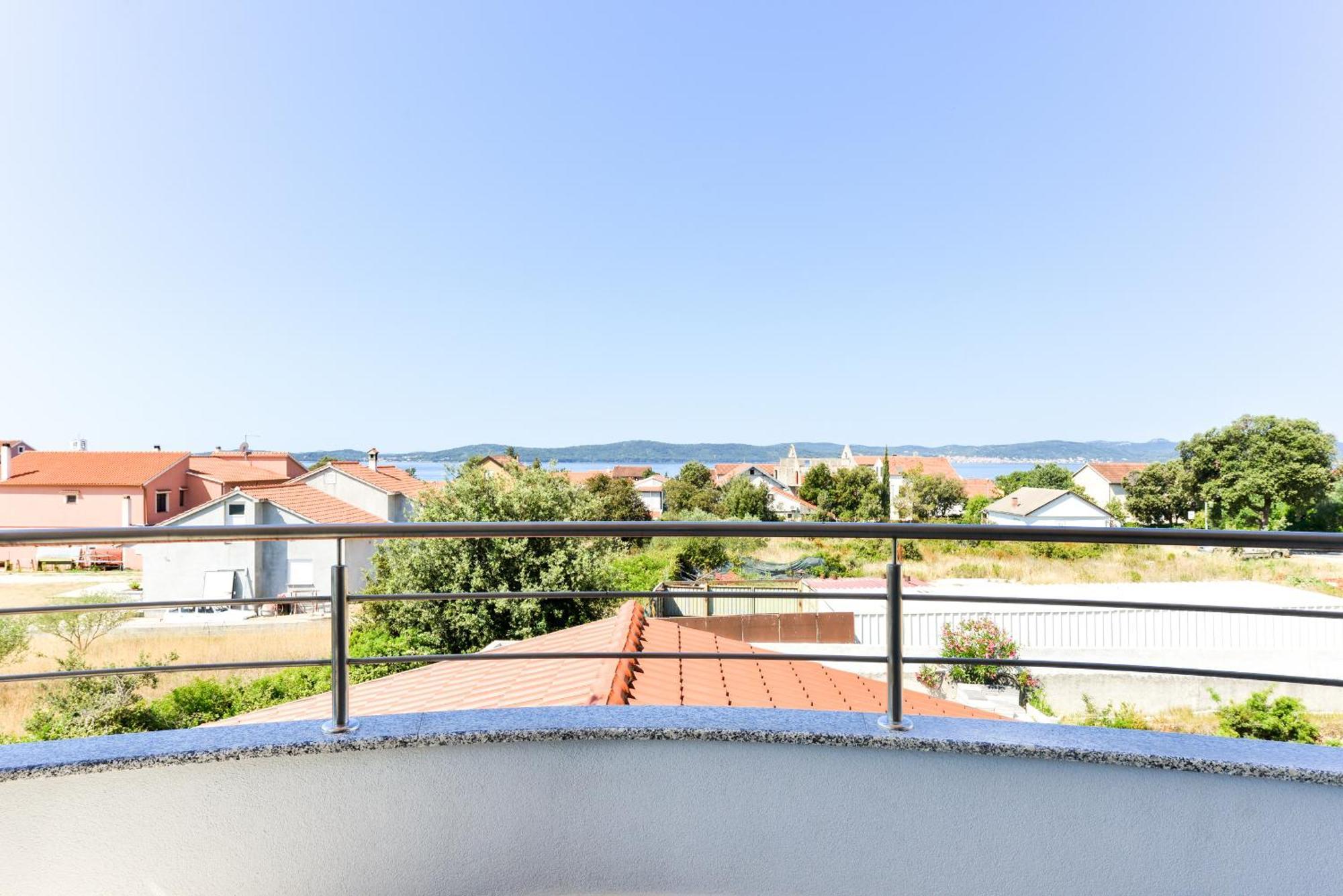 Apartmani Martin Mit Beheiztem Pool With Heated Pool Bibinje Zewnętrze zdjęcie